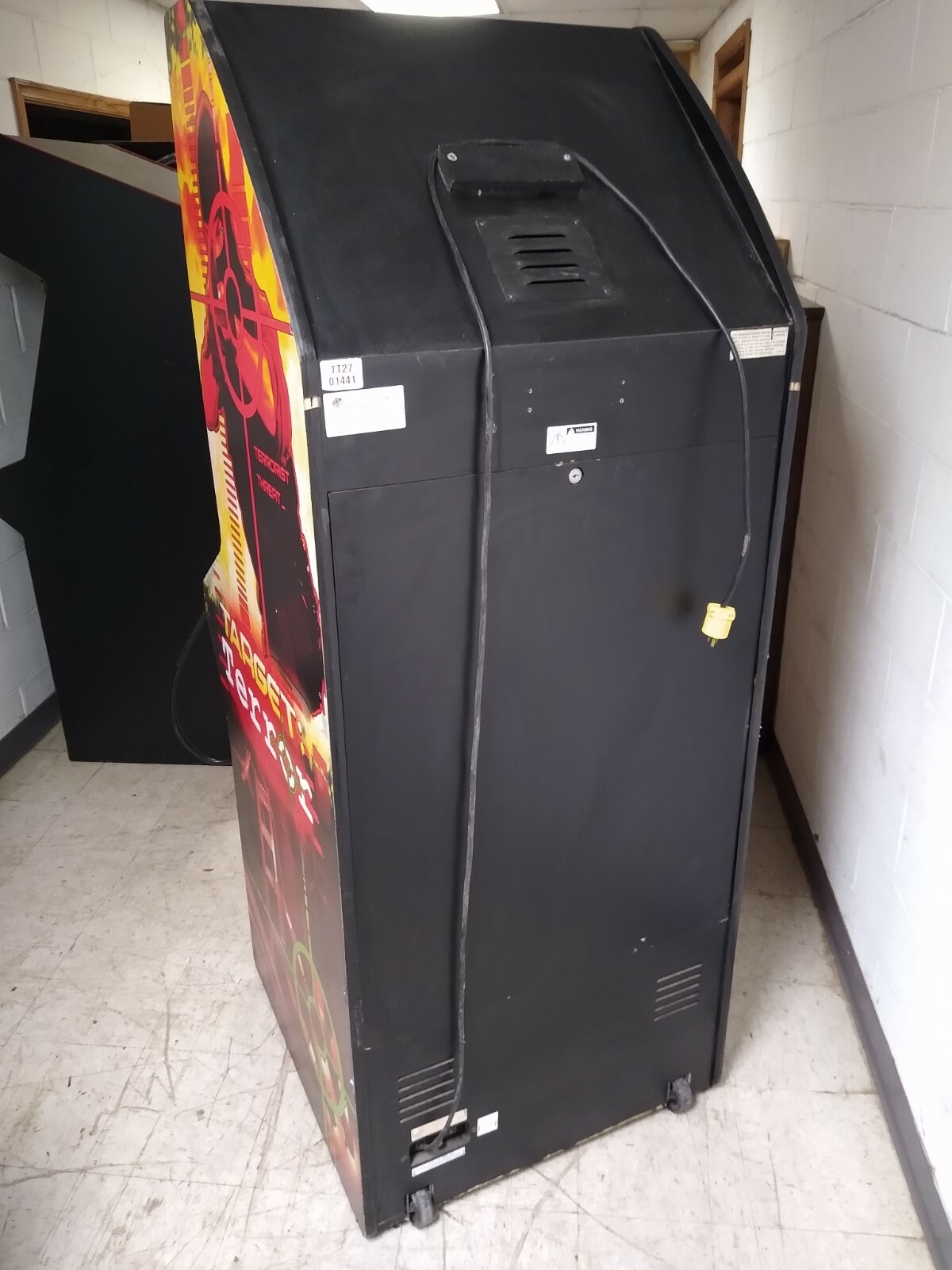 NICE 2004 Raw Thrills TARGET TERROR shooting video arcade game – FREE SHIPPING
