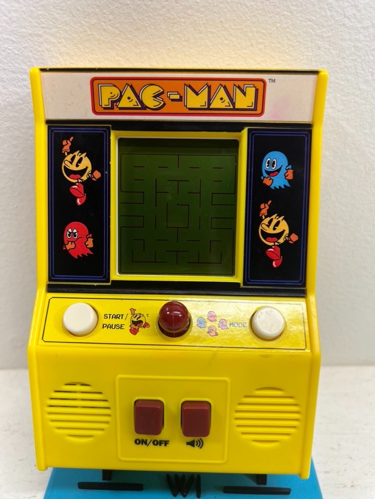 Pac-Man Mini Arcade Game 6″ Handheld Machine Basic Fun Battery Operated *Tested*