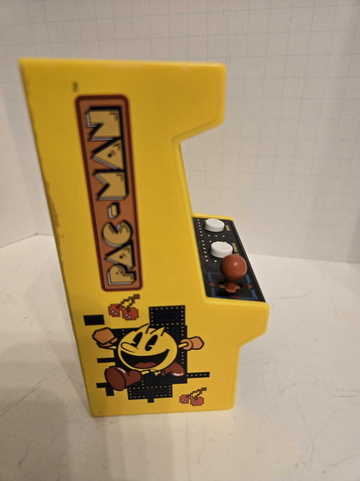 Pac-Man Mini Arcade Replica by Basic Fun Bandai Namco Battery Operated #09562