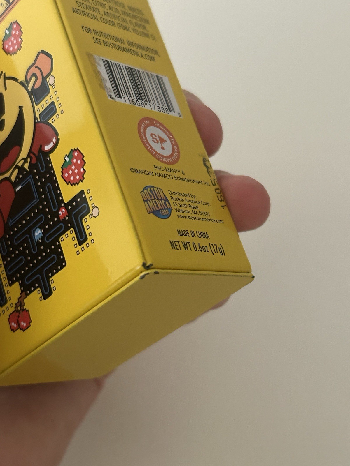 Pac-Man Arcade Machine Tin Box Candy Retro Game Design