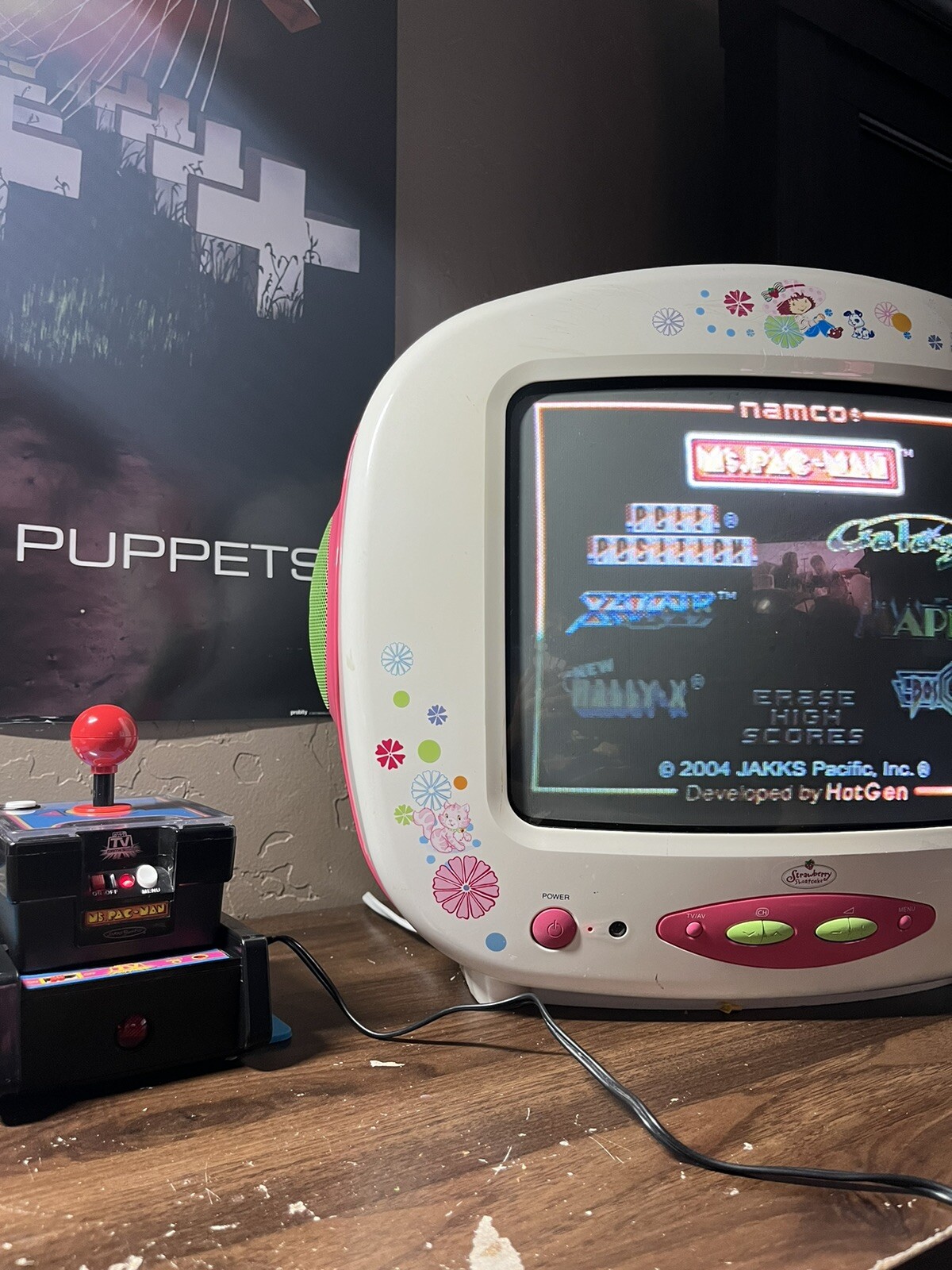 2004 Ms Pac-Man Plug and Play Wireless TV Arcade 7 In 1 Game Namco Jakks Pacific