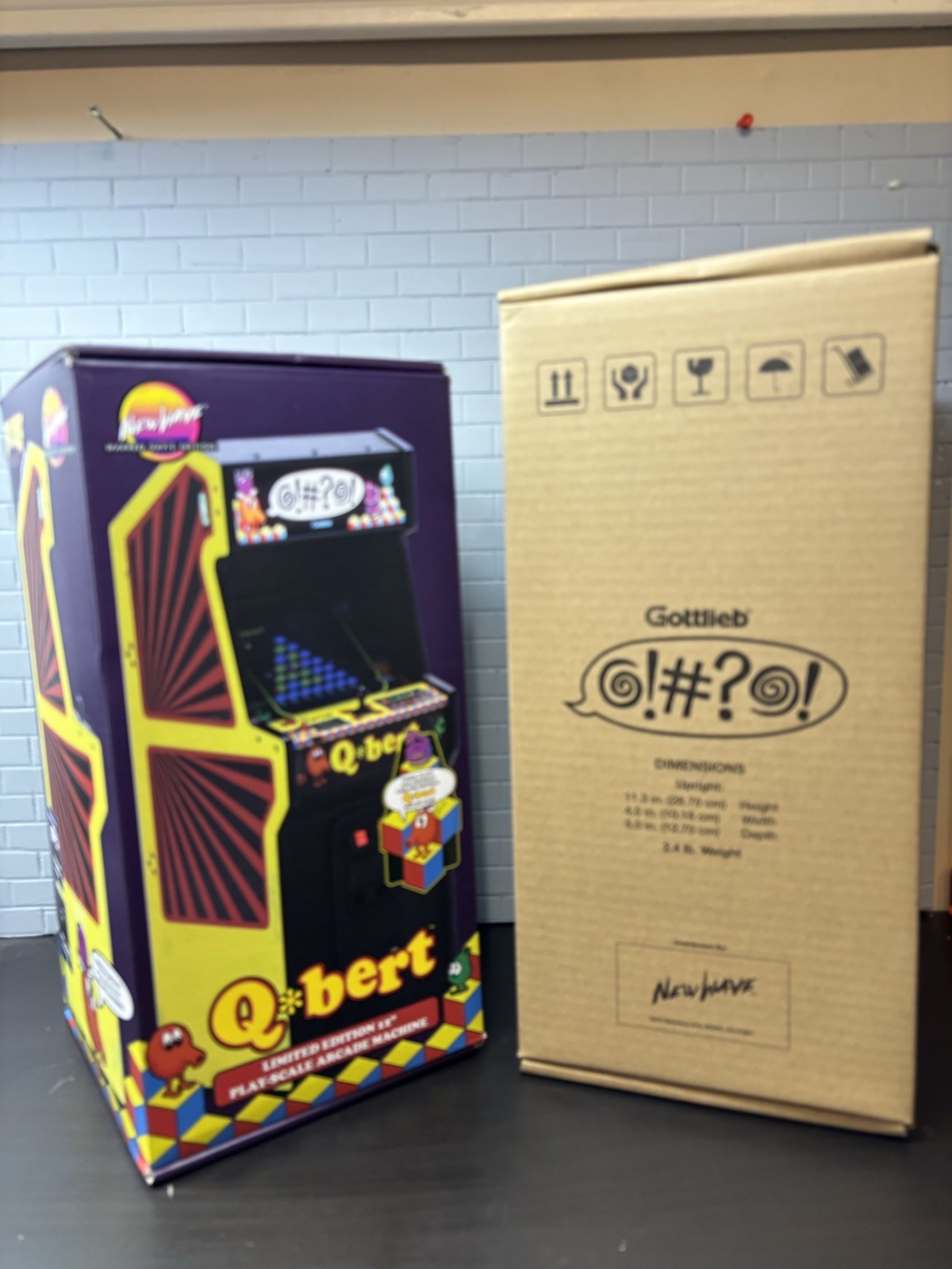 New Wave Toys Replicade Q*bert Warren Davis Edition – Open Box, Near Mint