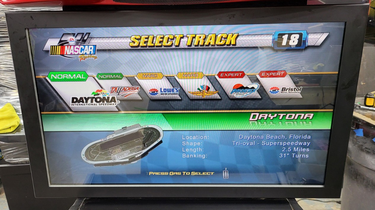 Global VR NASCAR RACING Sit Down Arcade Driving Video Game Machine 32″ LCD (#1)