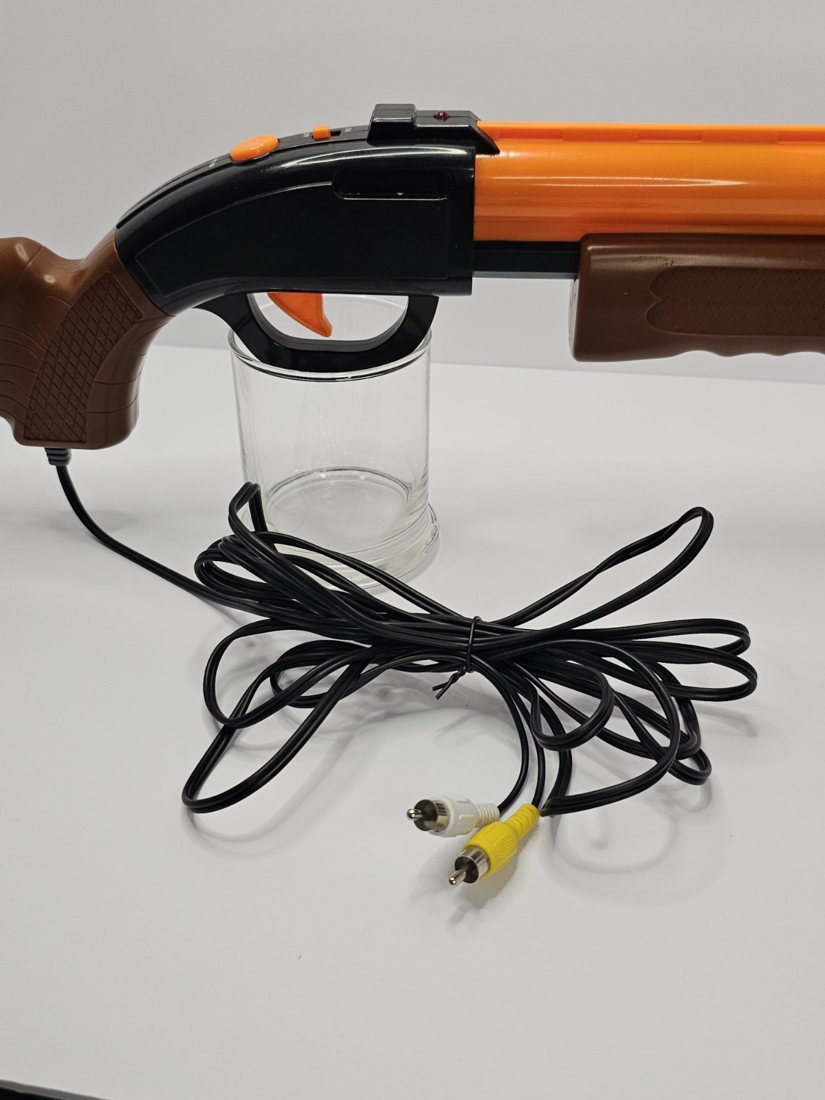JAKKS Pacific Big Buck Hunter Pro Plug & Play TV Arcade Game (2009) *Gun Only*