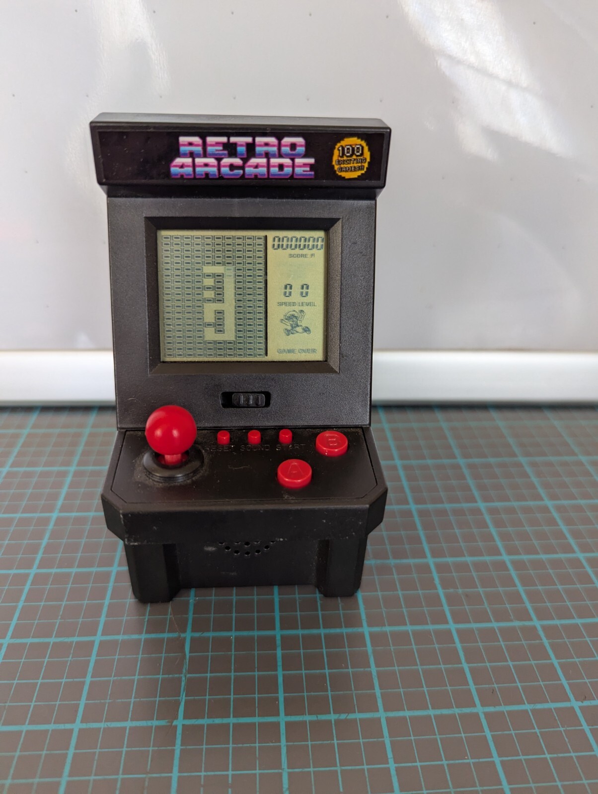 Retro Arcade 100 Exciting Games Mini Plastic Game Machine Tested Works