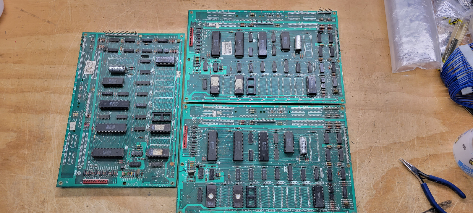 BALLY MIDWAY NFL FOOTBALL PCB A080-91695-A000 PCB – ONE OF THEM
