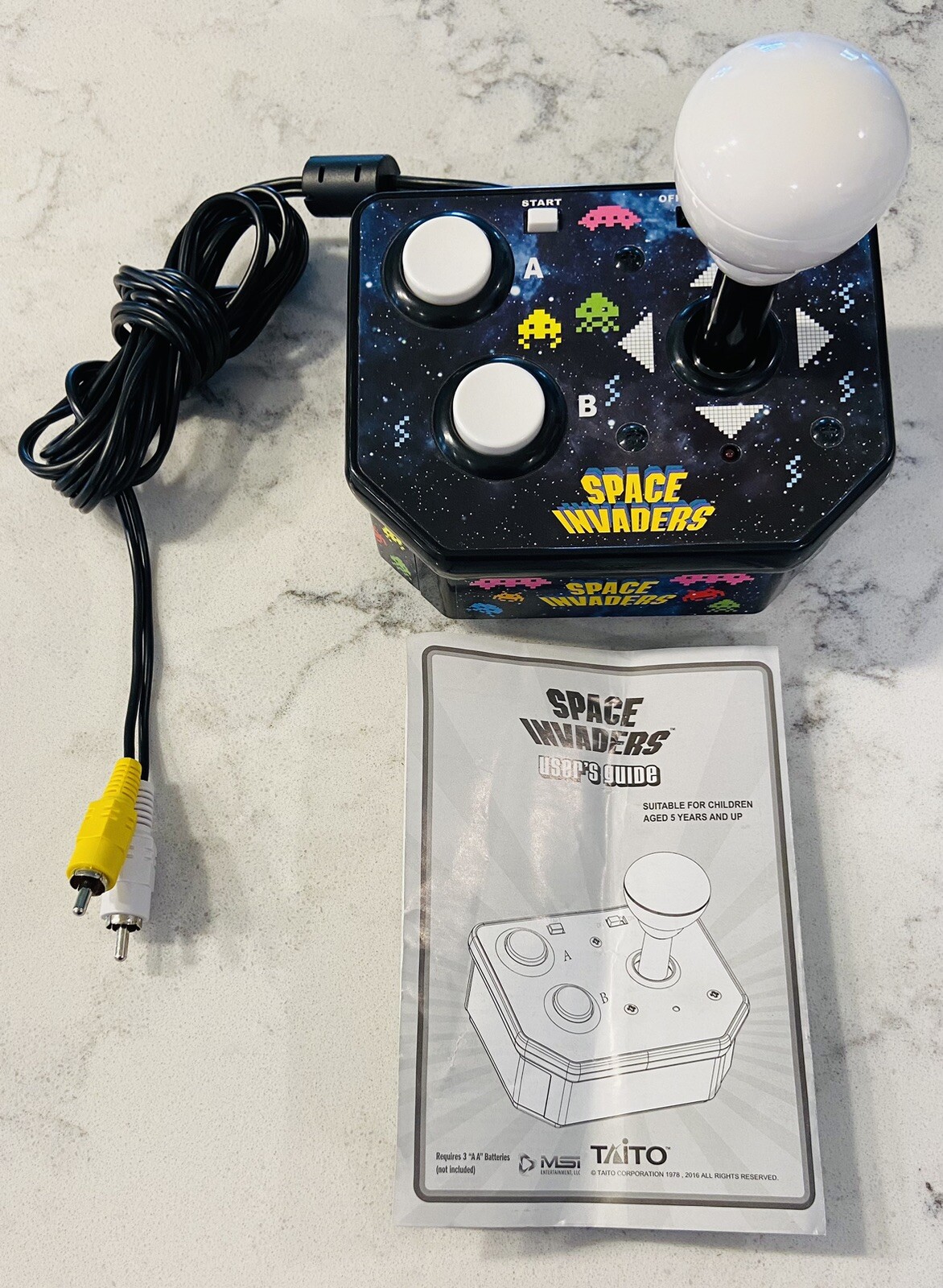 Taito Space Invaders Plug-n-play Game Console W/ Joystick Controller 2016 w/man.