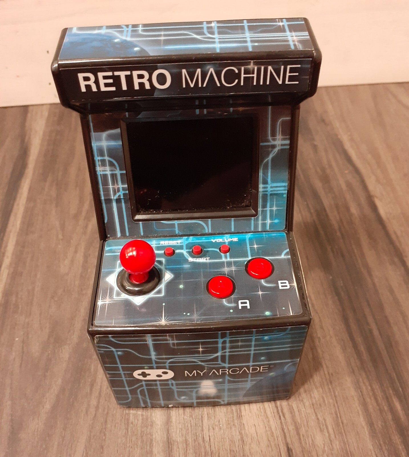 My Arcade DGUN-2577 Retro Machine Mini Video Game Arcade Cabinet With Batteries