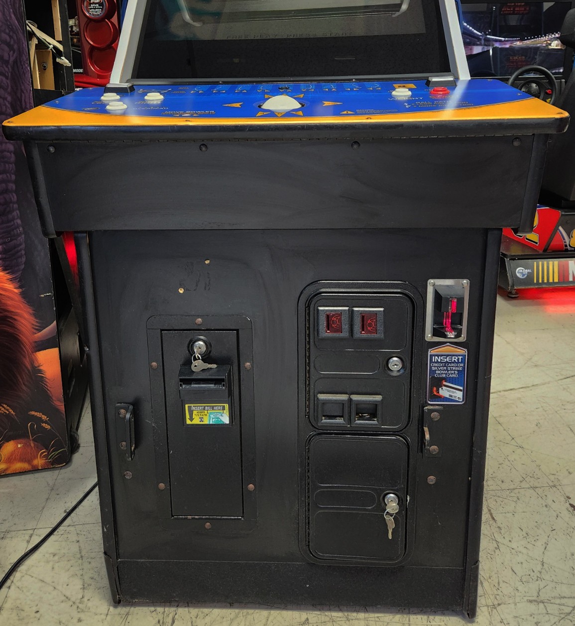 GOLDEN TEE COMPLETE & Silver Strike Bowling COMBO Full Size Arcade Game 27″ LCD