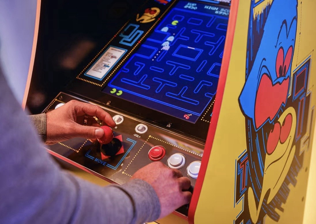 PAC-Man Deluxe Arcade Machine for Home – 5 Feet Tall – Buisness Model Available!