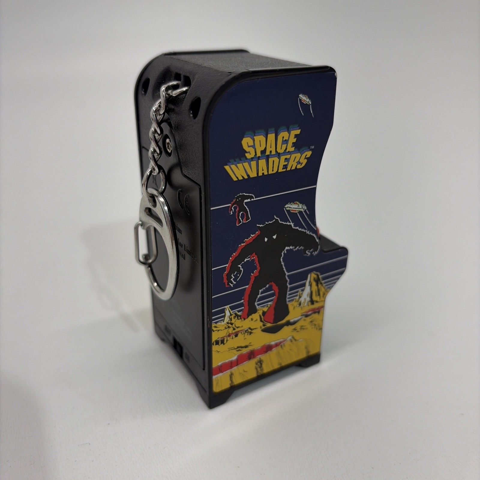 Arcade Space Invaders Miniature Game Hand Held Retro Gaming 2017 Keychain Works