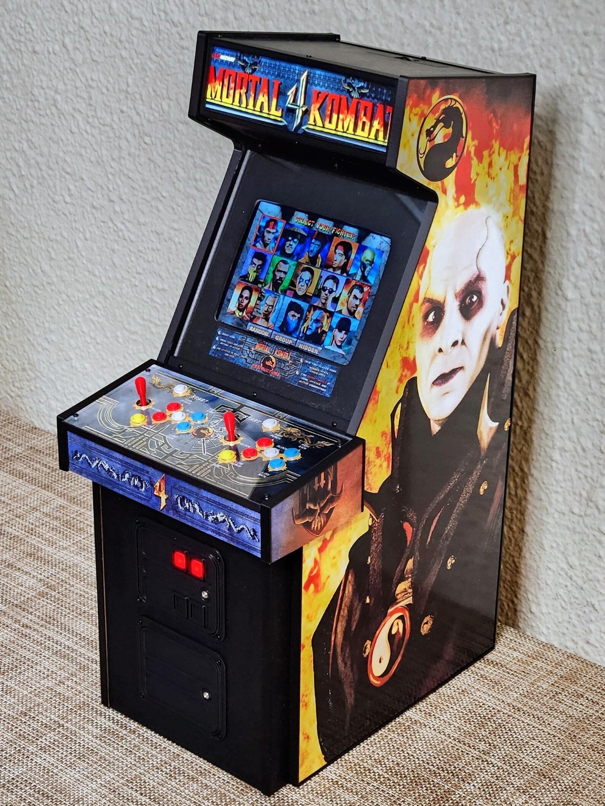 1:4 Scale Mortal Kombat 4 Arcade Cabinet – Playable Miniature