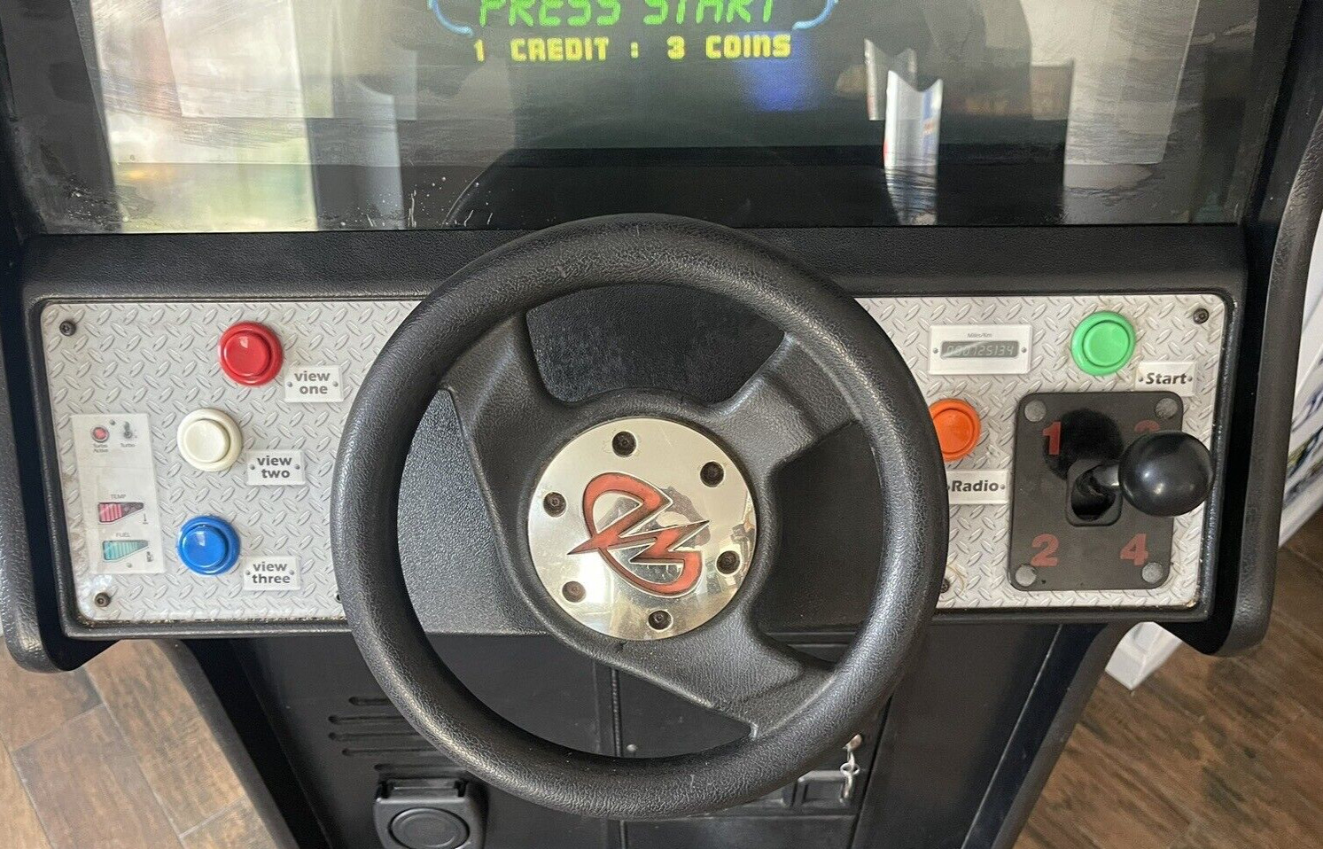 Cruisn Exotica Arcade Upright Driving Racing Video Game Machine