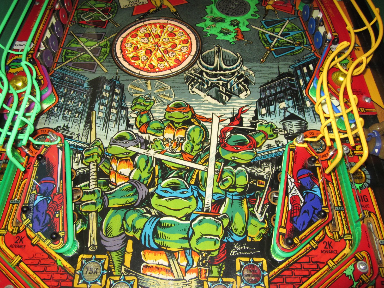 TEENAGE MUTANT NINJA TURTLES PINBALL MACHINE by DATAEAST 1991 (Excellent) *RARE*
