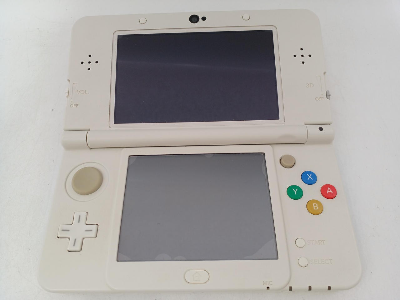 Nintendo New 3DS White Console Monster Hunter Poogie Plate Stylus SD JPN Version