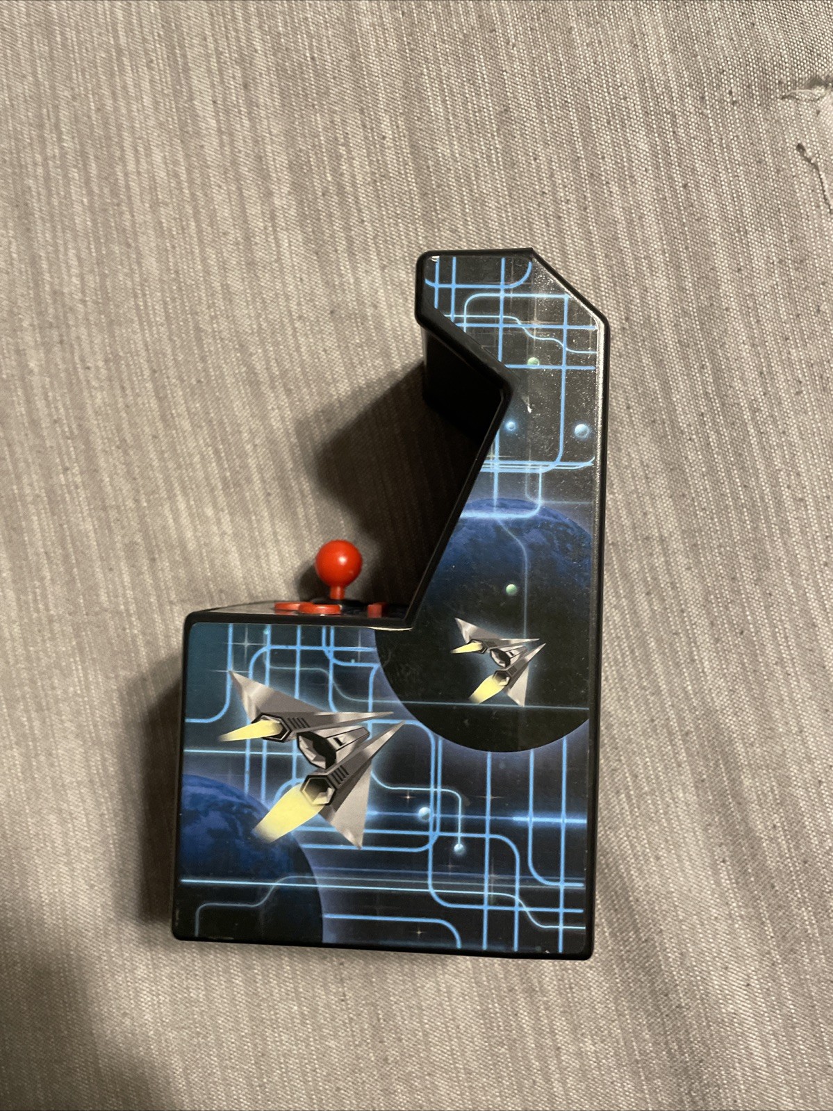 Dream gear Retro machine Featuring 200 Games.