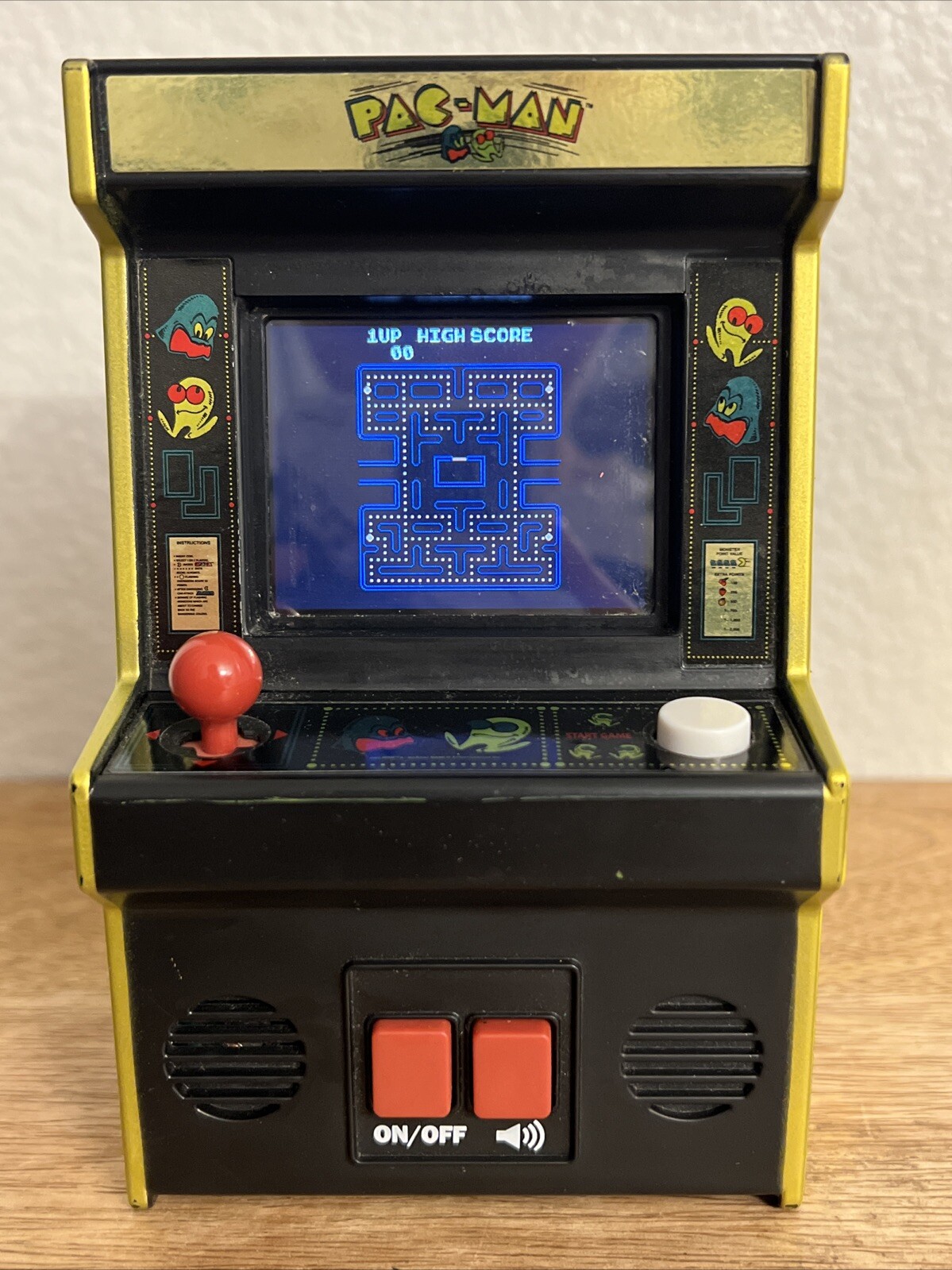 Pac Man Video Game Mini Arcade Machine Bandai Plastic Toy 2020