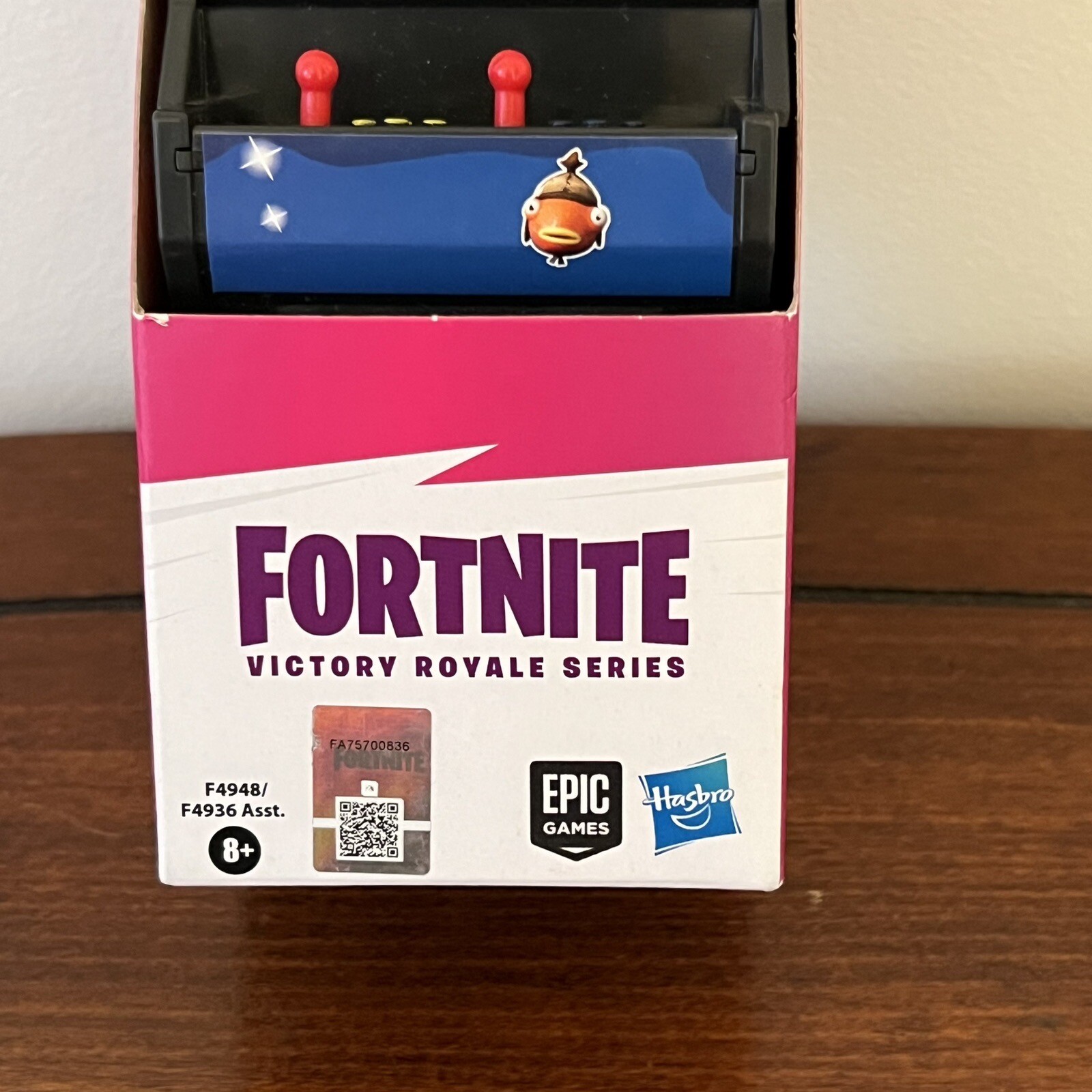 Fortnite Victory Royale Series Arcade Collection Orange Arcade Machine