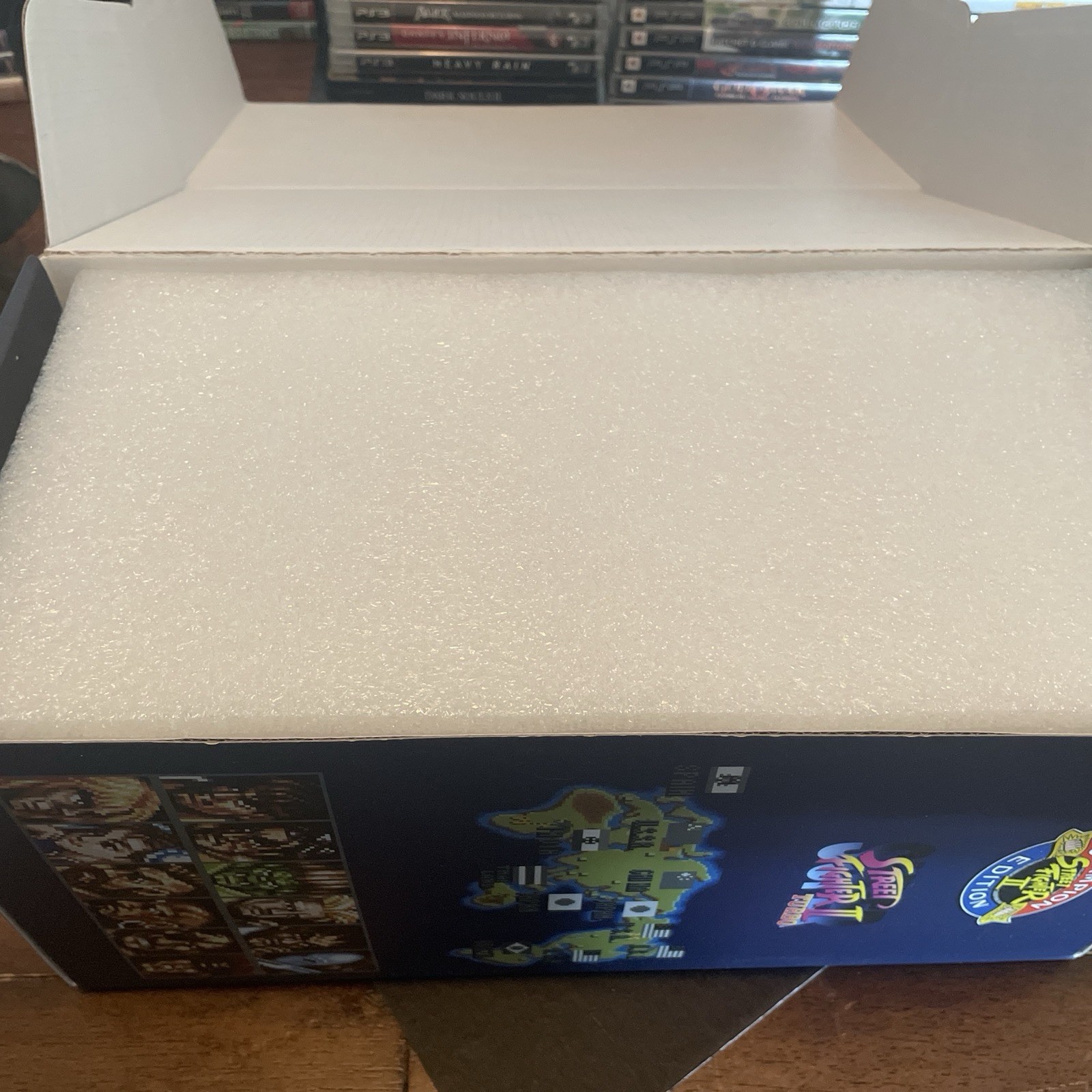 New Wave Toys Street Fighter II Replicade 1/6 Scale Mini Arcade
