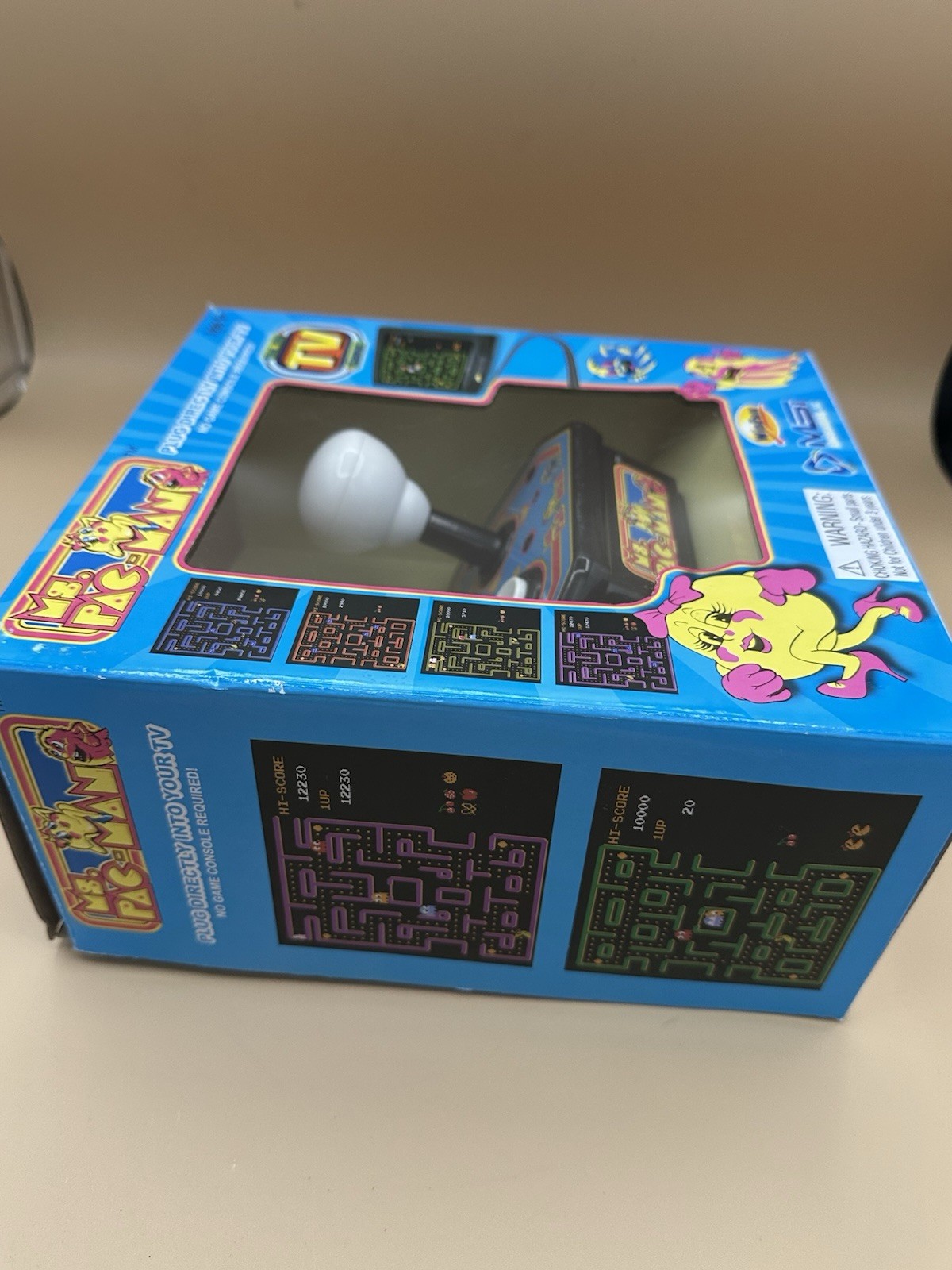 Ms. Pac-man ORIGINAL BOX OF 1993 PLUG DIRECTLY INTO TV Brand New