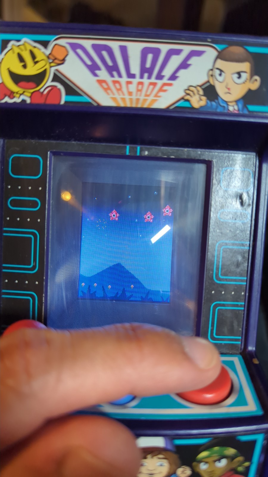 Stranger Things Palace ARCADE HASBRO MINI GAME Unit 20 Games *used/works*