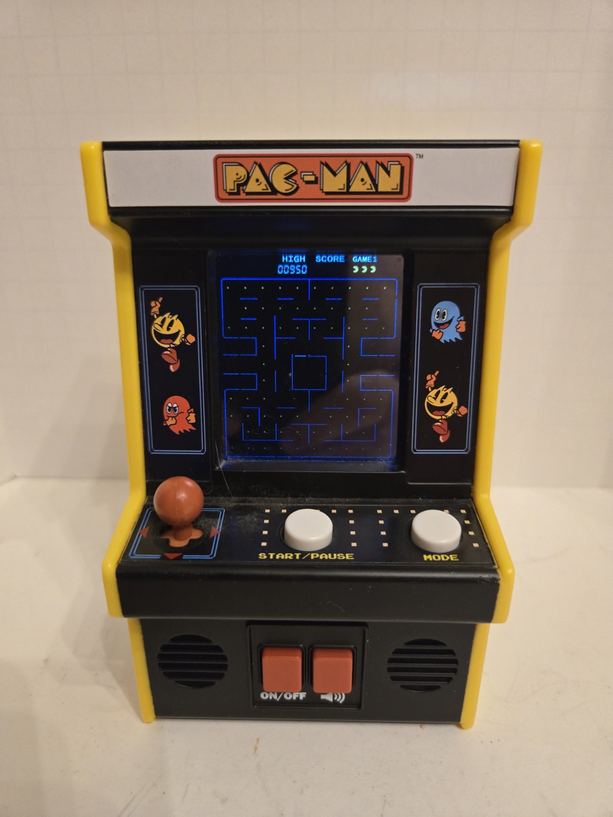 Pac-Man Mini Arcade Replica by Basic Fun Bandai Namco Battery Operated #09562