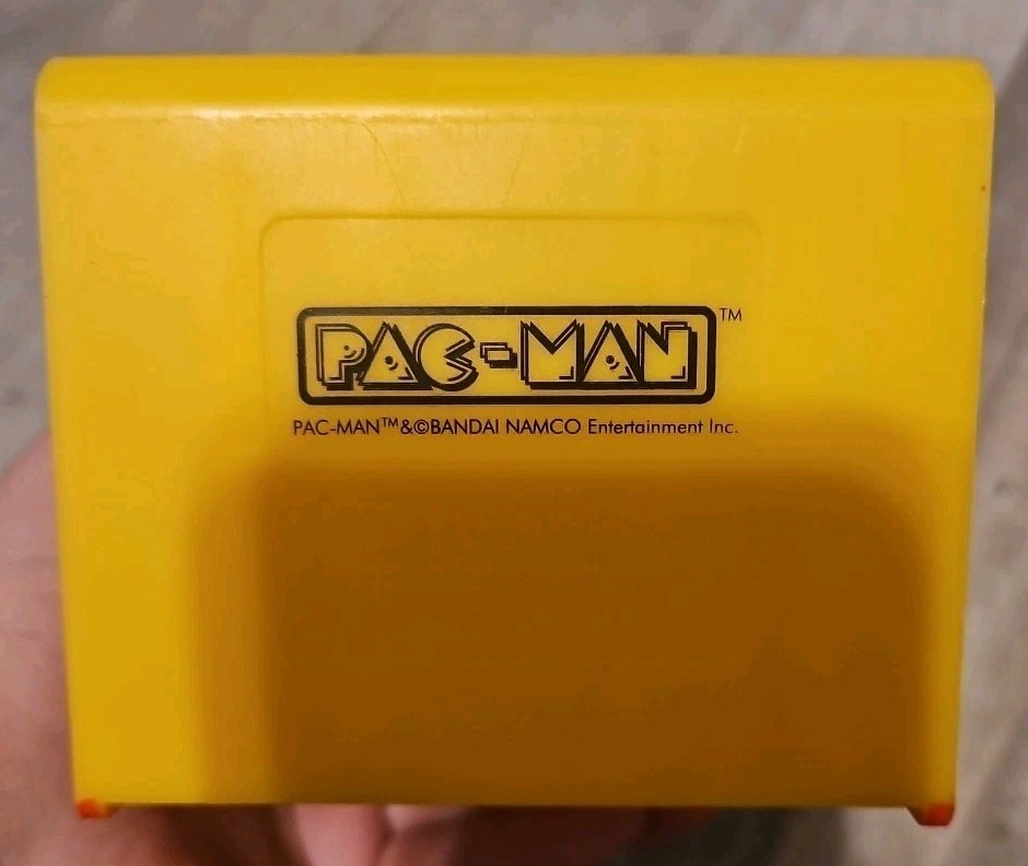 Pac-Man Arcade Game Phone Stand Brqnd New