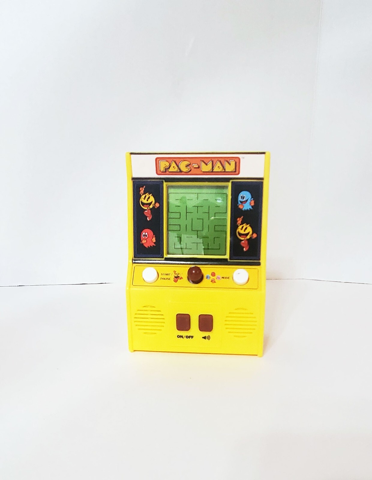 Pac-Man Mini Arcade Game 6″ Handheld Machine Basic Fun Portable Battery Operated