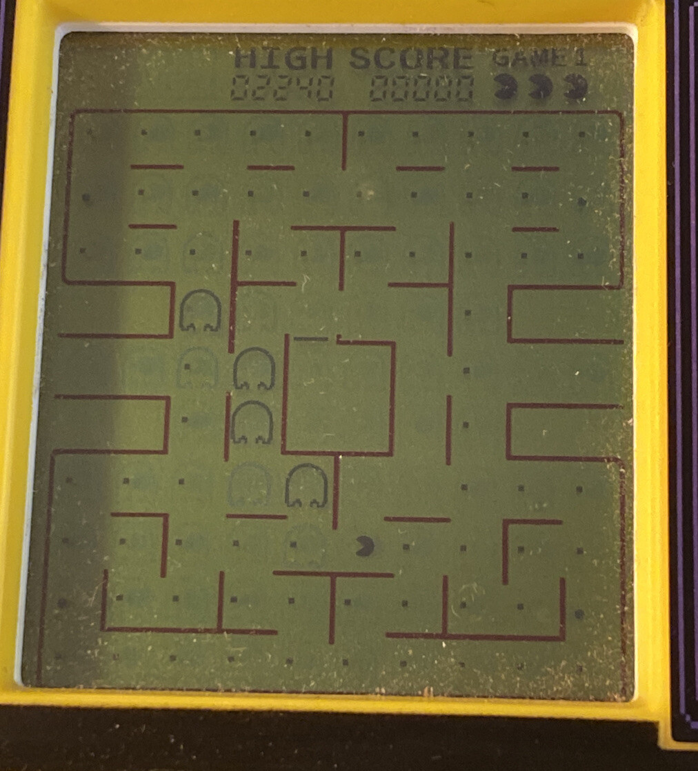 Pac-Man Handheld Arcade Game Pac Man Machine Bandai Namco 09521 Works Great!!!!
