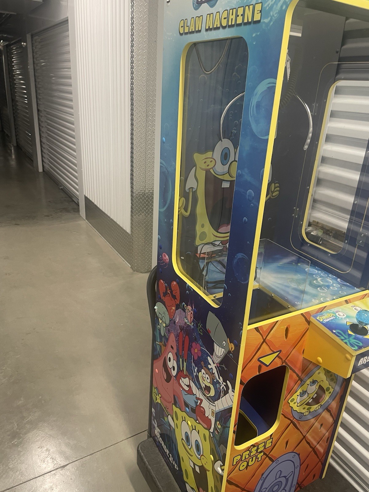 Arcade 1Up SpongeBob SquarePants Claw Machine (Lightly Used)