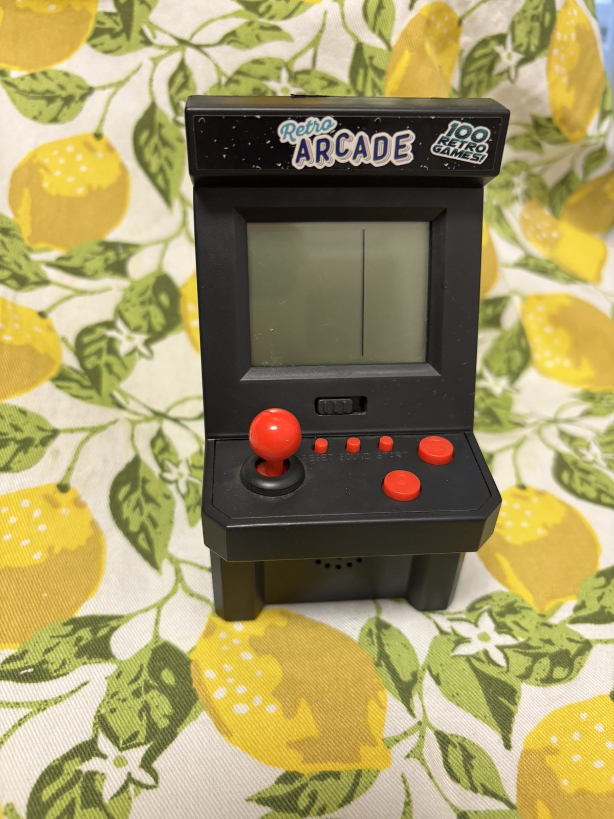 Retro Arcade 100 Exciting Games Mini Plastic Game Machine