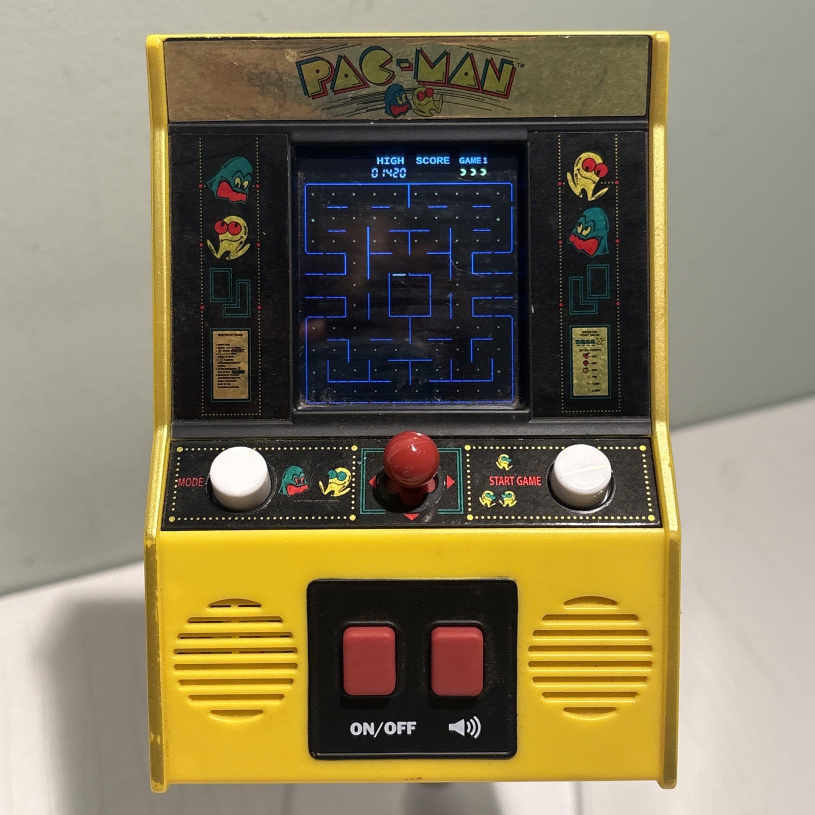 Pac-Man Retro Mini Arcade Handheld Video Game Classic Item Number 09530
