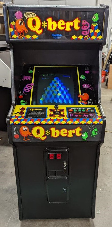 Q*BERT ARCADE MACHINE by GOTTLIEB 1982 (Excellent Condition) *Rare*