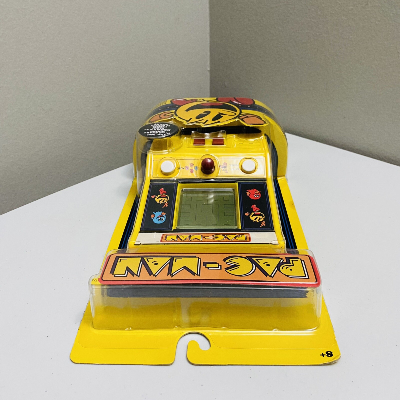 Pac-Man Mini Arcade Game Handheld Machine Vintage Nostalgia Classic Retro 09521