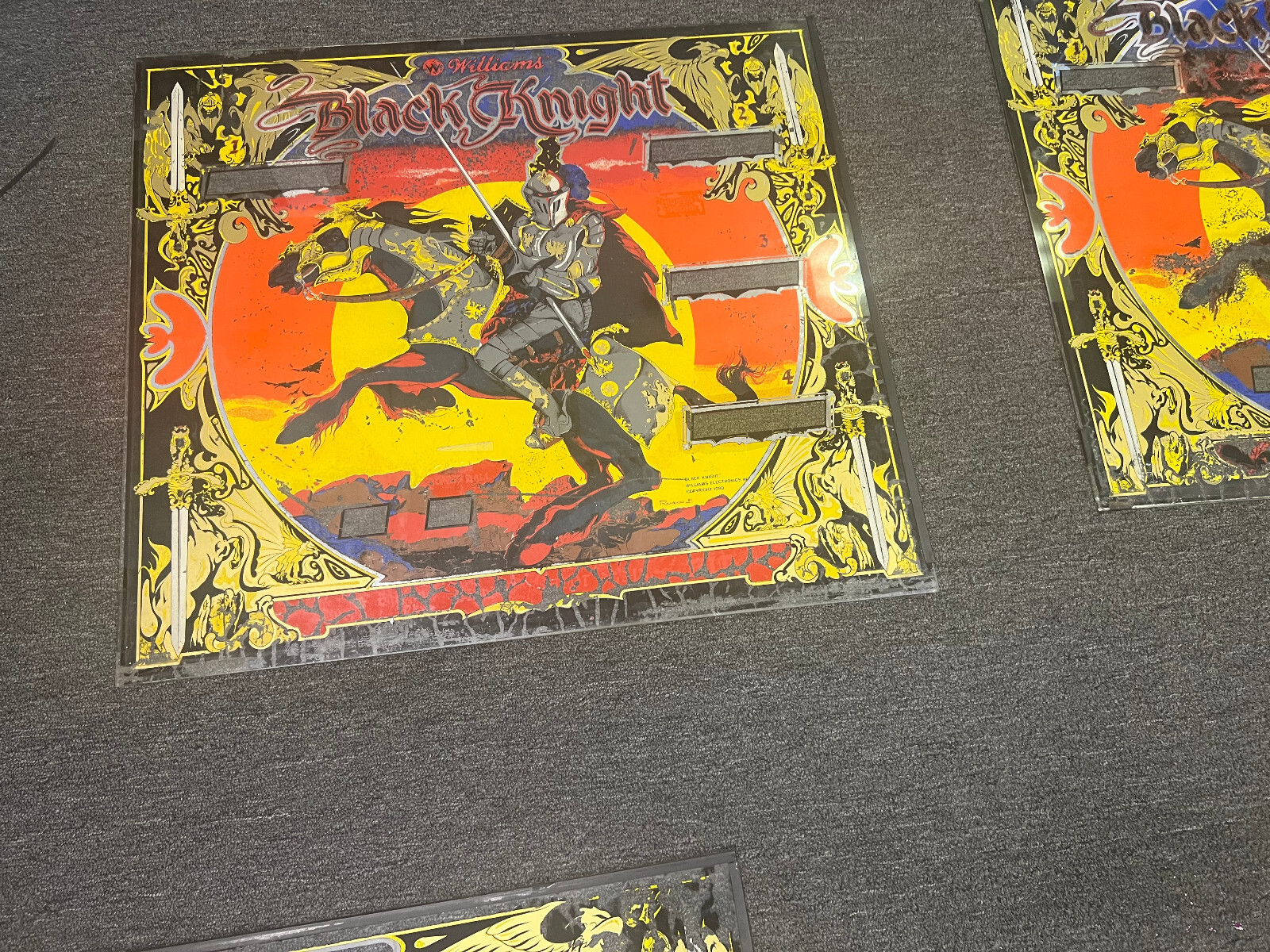 BLACK KNIGHT Pinball BACKGLASS by WILLIAMS 1980