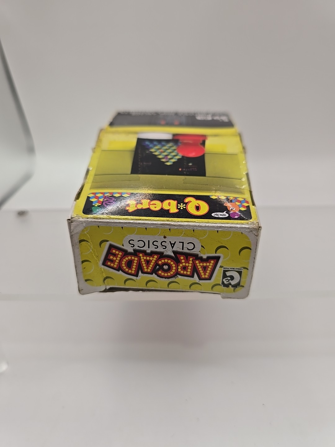 Arcade Classics Buildable Mini Arcade You Build 39 Pieces Q-bert – NIB