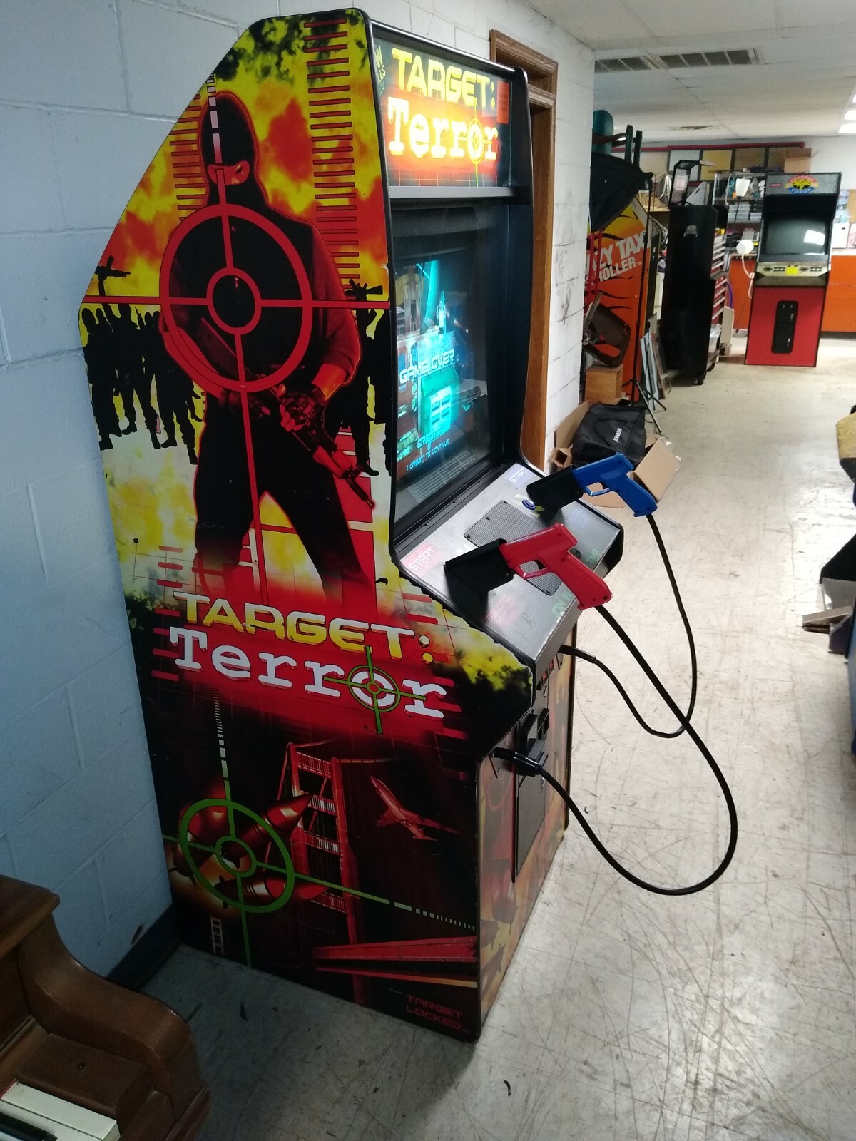 NICE 2004 Raw Thrills TARGET TERROR shooting video arcade game – FREE SHIPPING