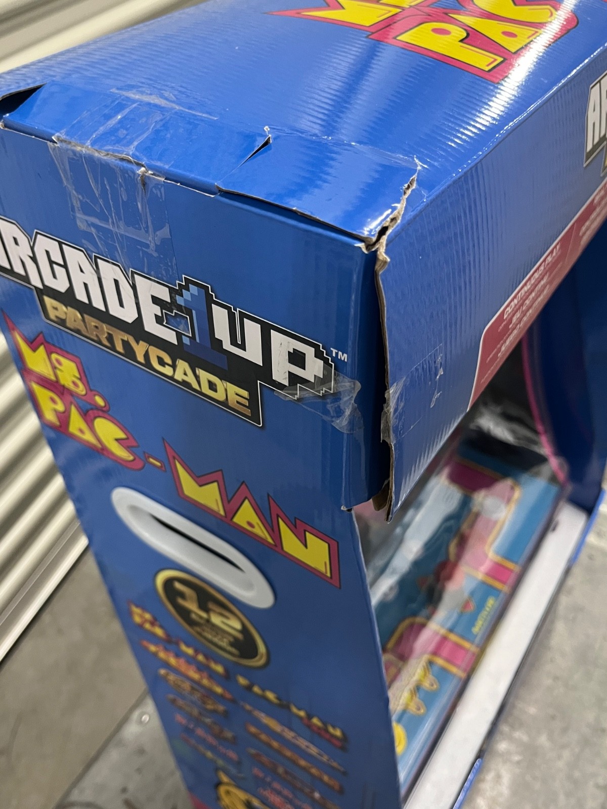 NEW IN BOX! Arcade1Up Ms. PAC-MAN Partycade 12 Games in 1, 17″ LCD Color Screen