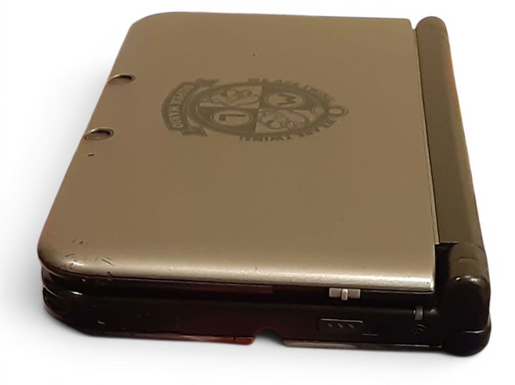 Nintendo 3DS LL XL Mario Silver NTT Limited 100 System Mario Kart 7 Tested FAST