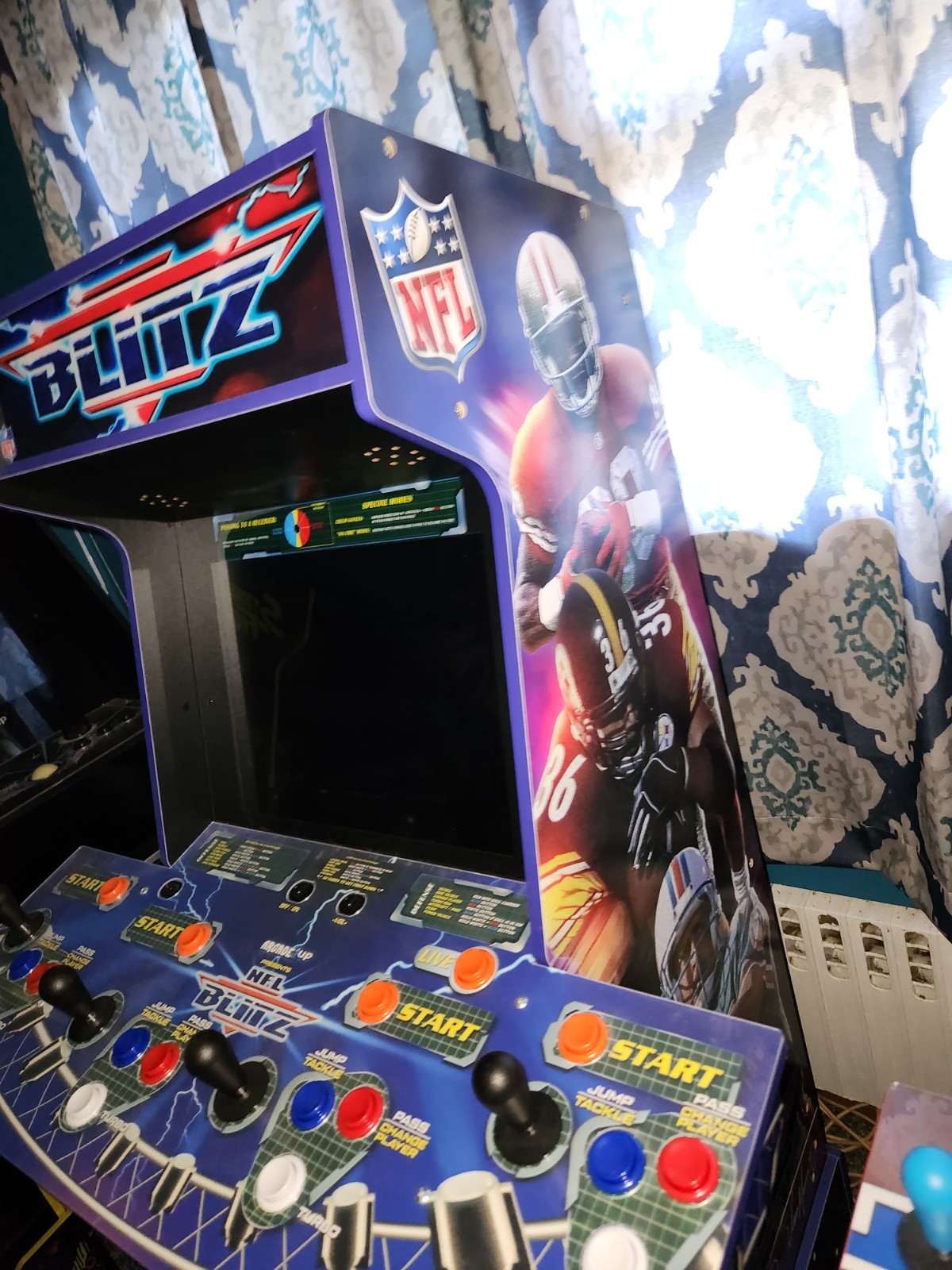 Arcade1Up NFL Blitz Legends 4 Player Arcade Machine – Works Perfect