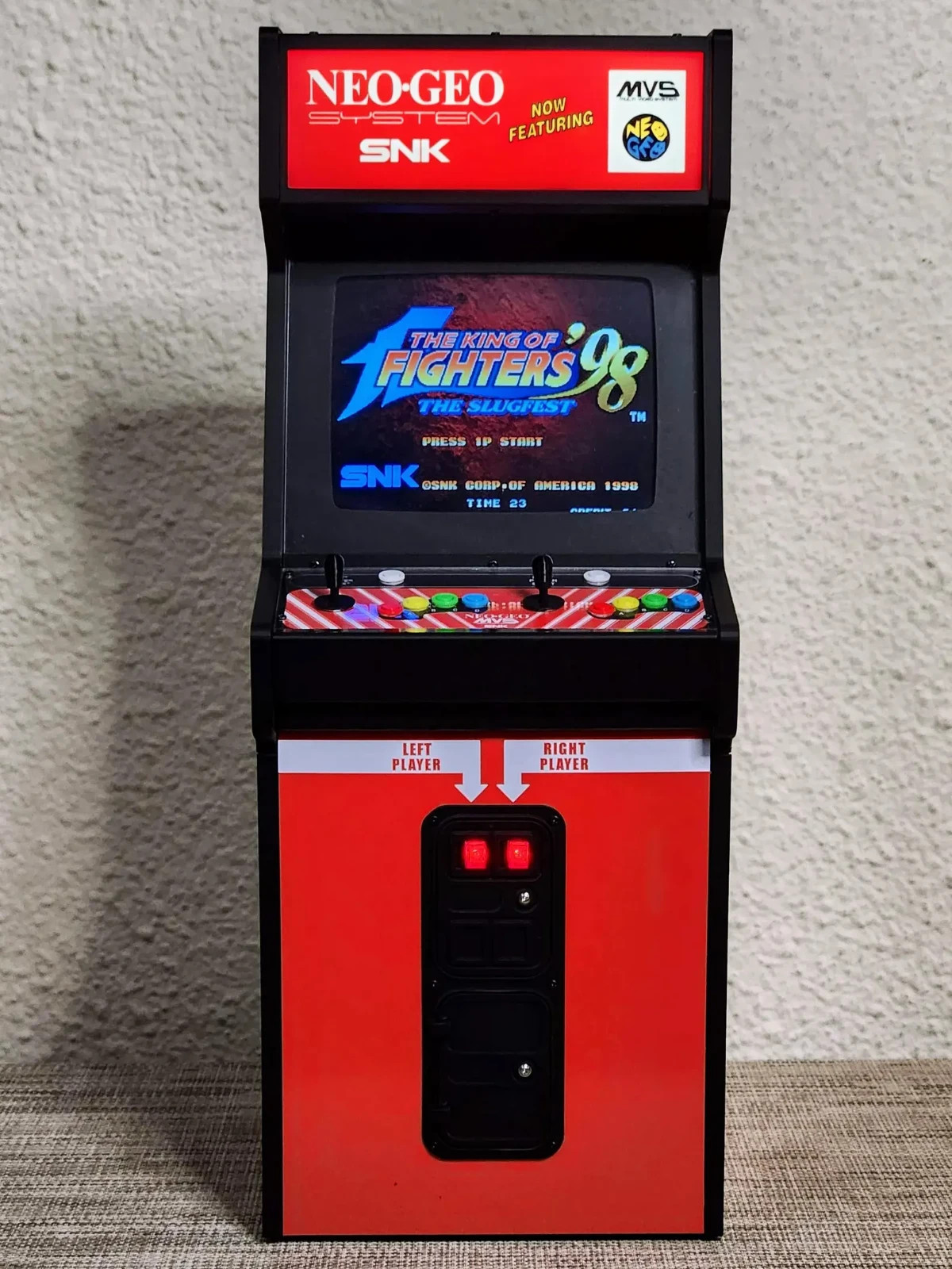 1:4 Scale Neo Geo MVS Arcade Cabinet – Playable Miniature