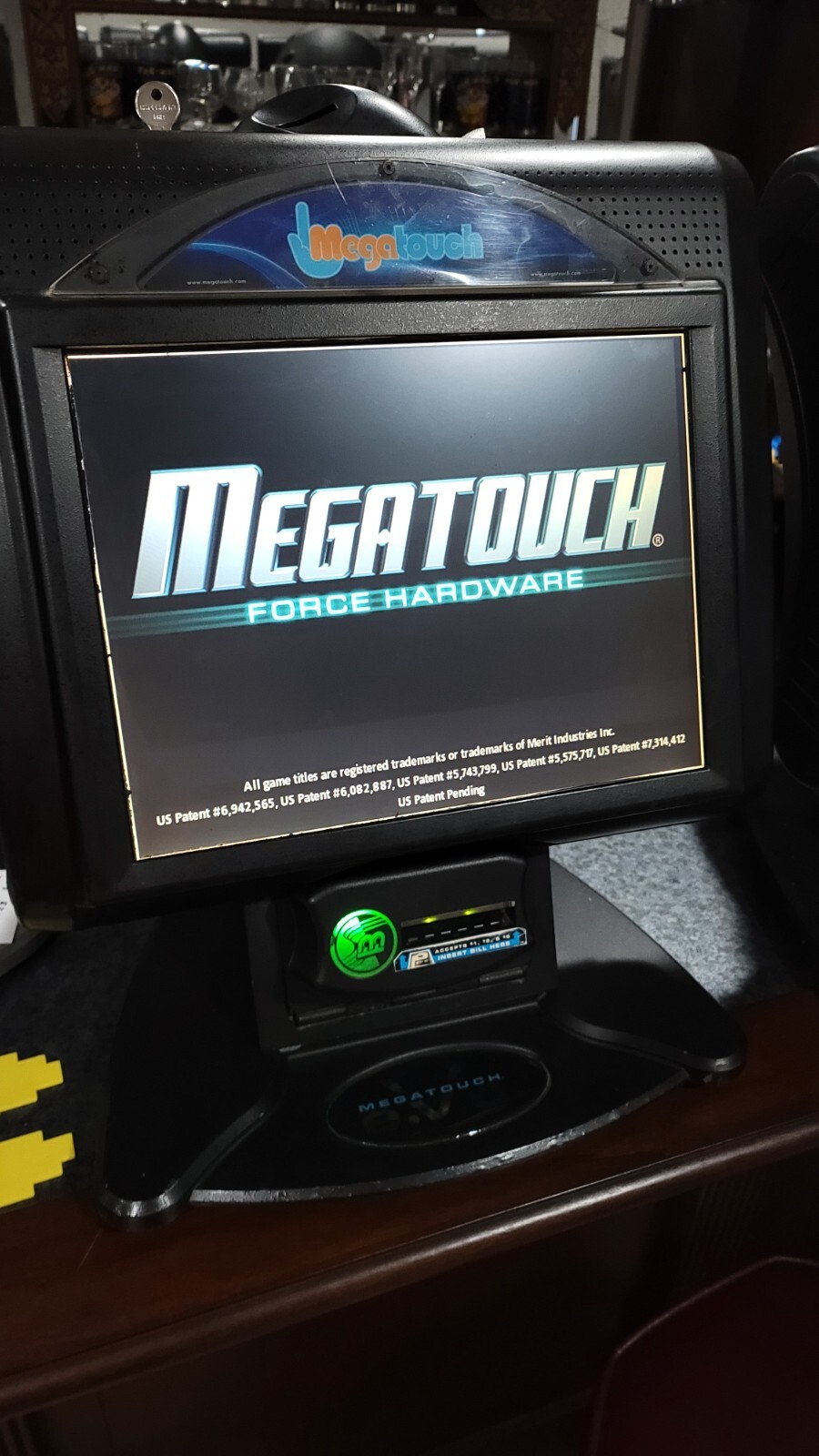 Merit Megatouch Ion 2011 with 130+ games. Megatouch service in Chicago Area!