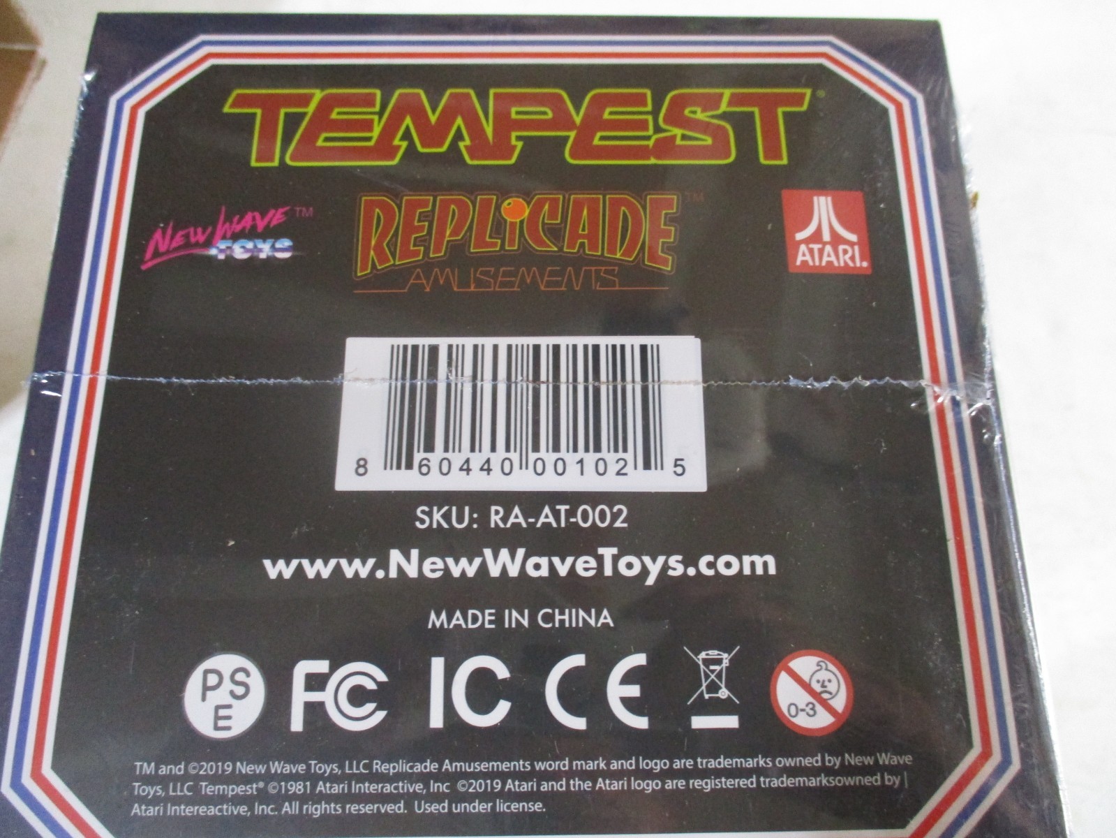 Tempest Limited Edition 12 Inch Play Scale Arcade Machine – New Wave Toys – New