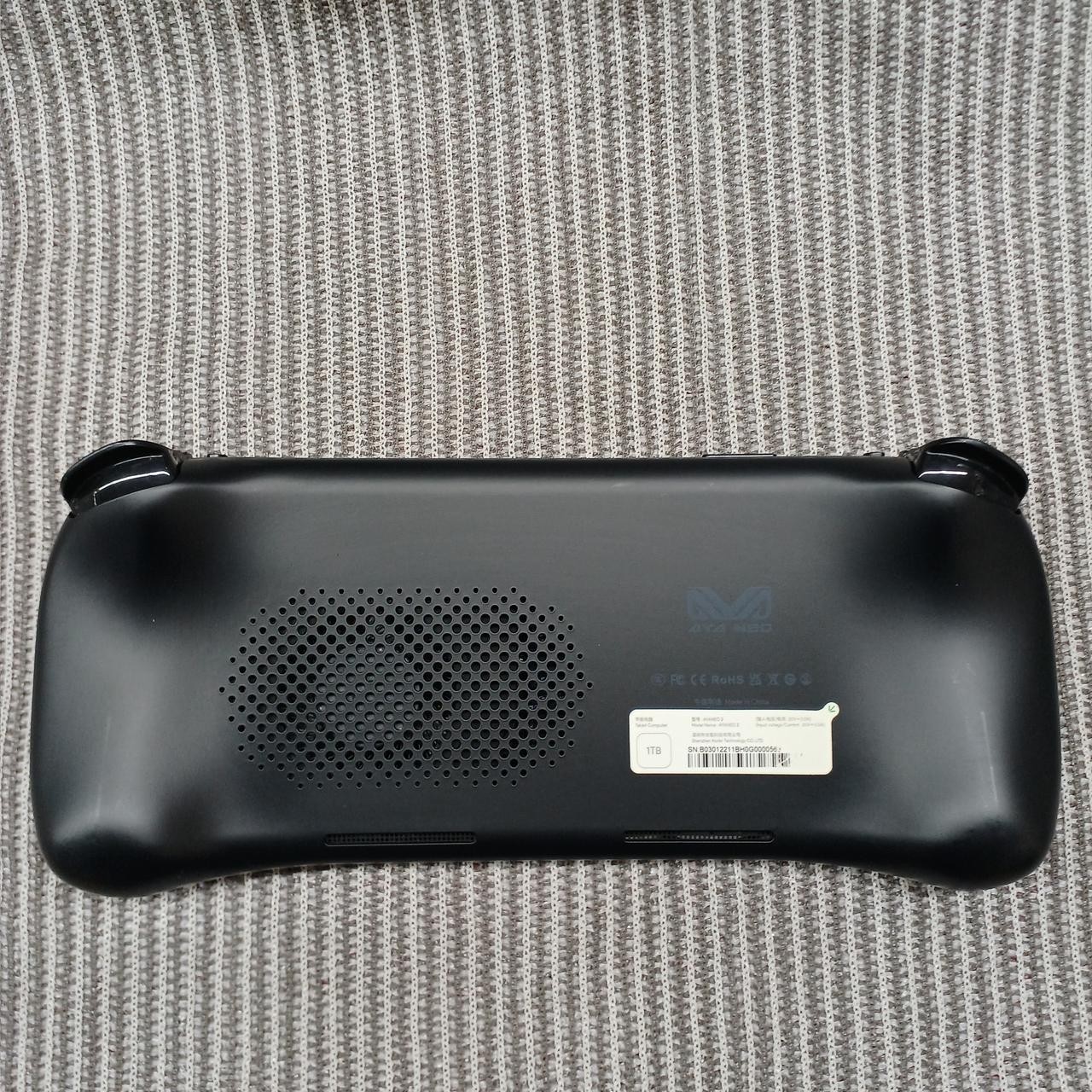 AYANEO 2 Handheld Gaming PC AMD Ryzen 7 6800U 16GB 1TB Starry Black Win 11 JP