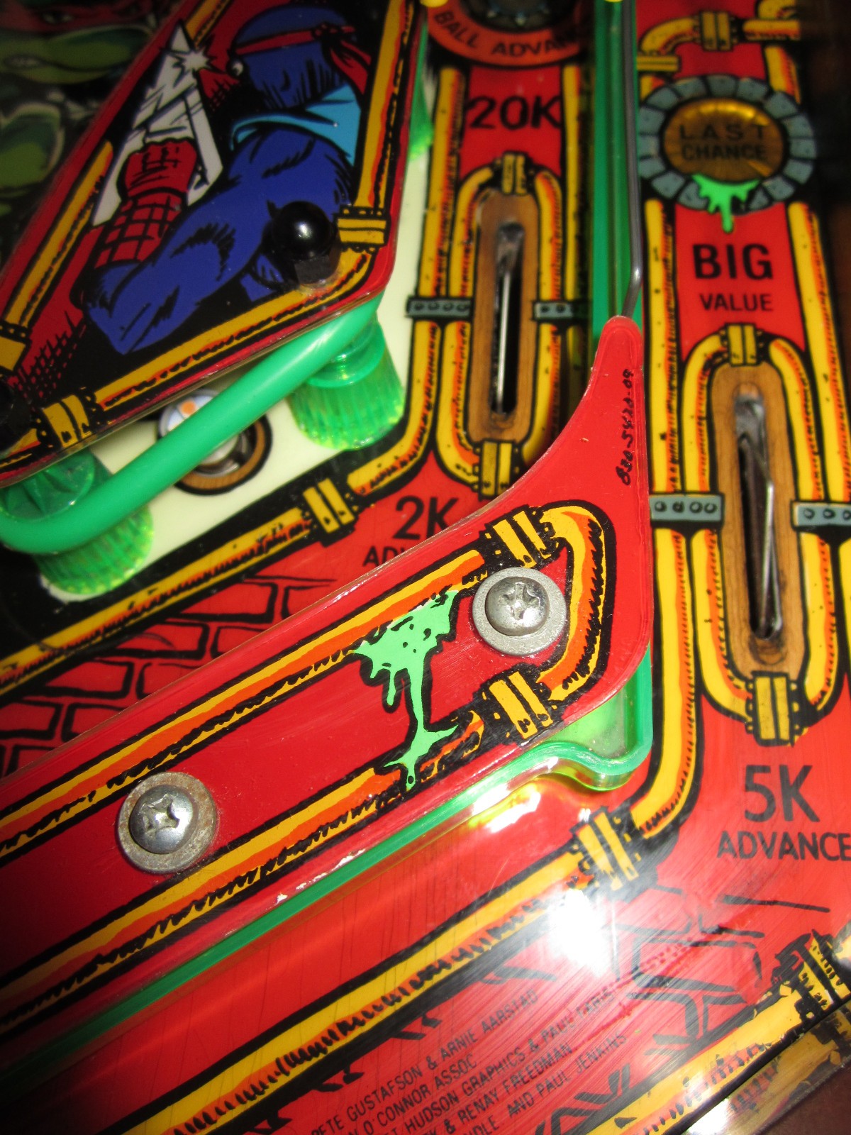 TEENAGE MUTANT NINJA TURTLES PINBALL MACHINE by DATAEAST 1991 (Excellent) *RARE*