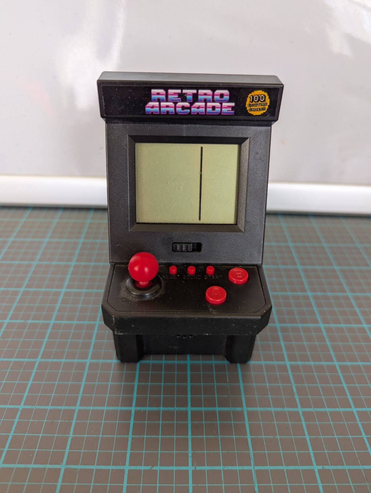 Retro Arcade 100 Exciting Games Mini Plastic Game Machine Tested Works