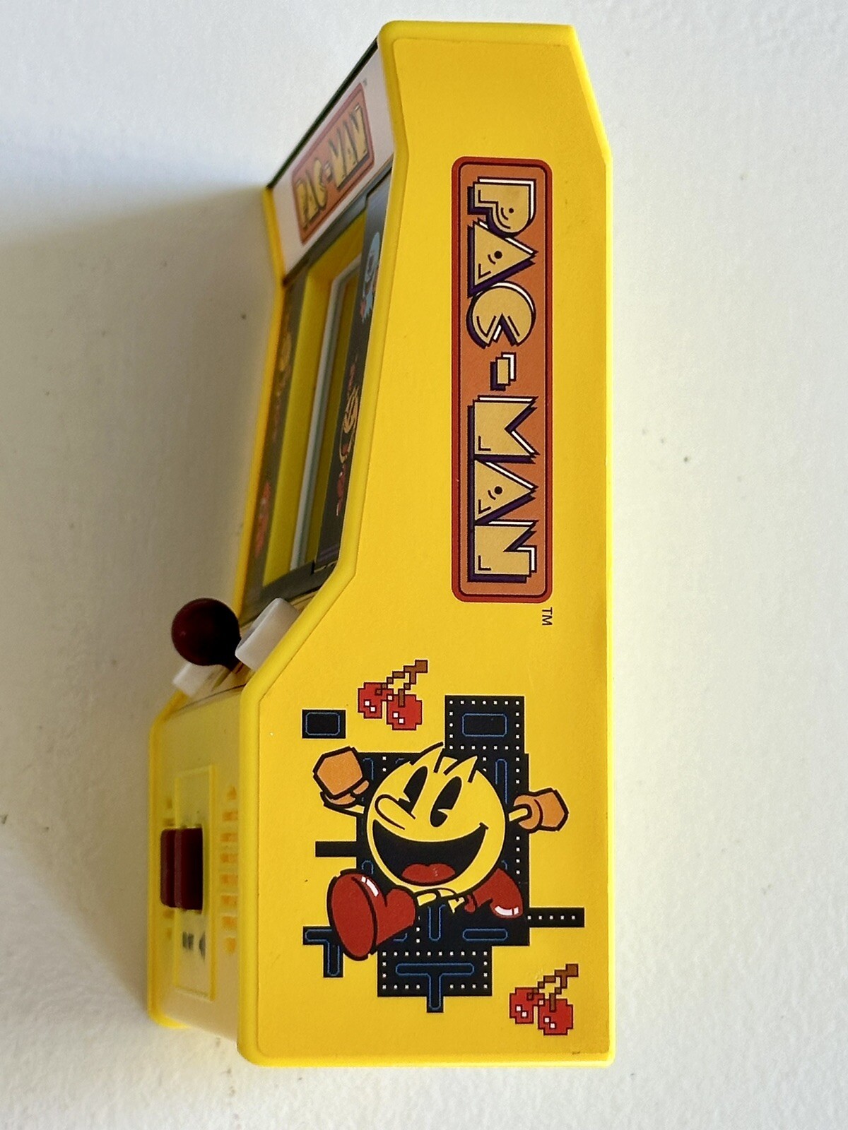 Pac-Man Handheld Mini Arcade Game. Bandai Namco Basic Fun Item #09521. Tested!
