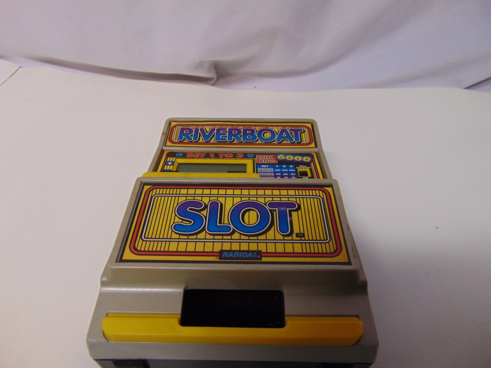 Radica Table Top Electric Riverboat video game Slot machine Works lights Sound