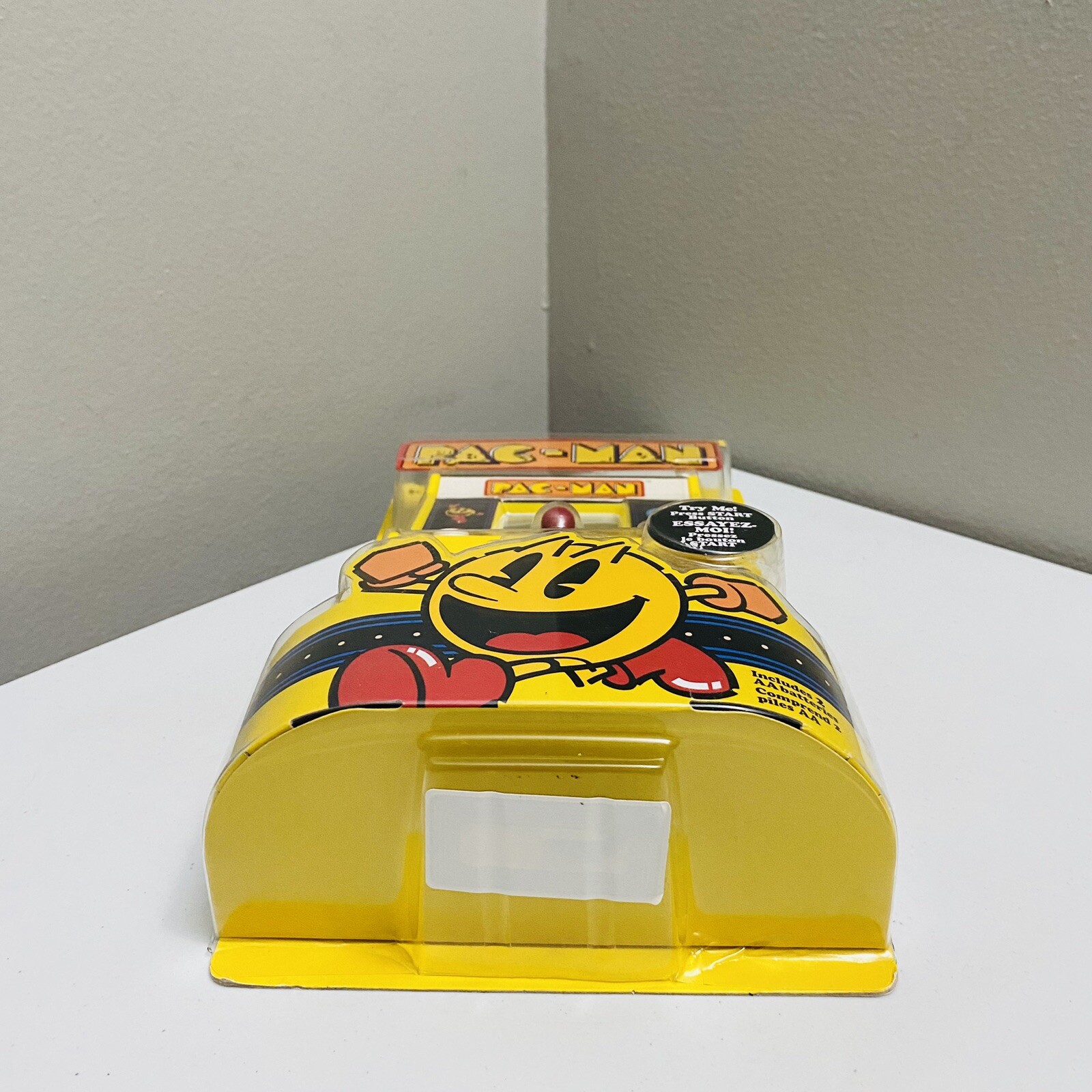 Pac-Man Mini Arcade Game Handheld Machine Vintage Nostalgia Classic Retro 09521
