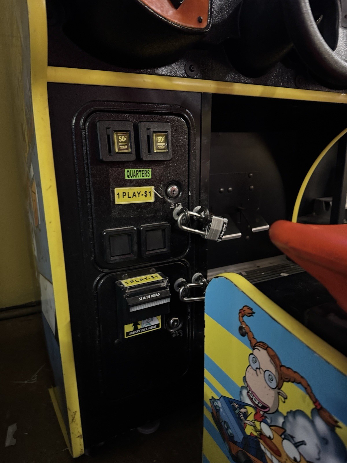 Nicktoons Racing Arcade Machine – 32” LED, Bill & Coin Acceptor – Works 100%!